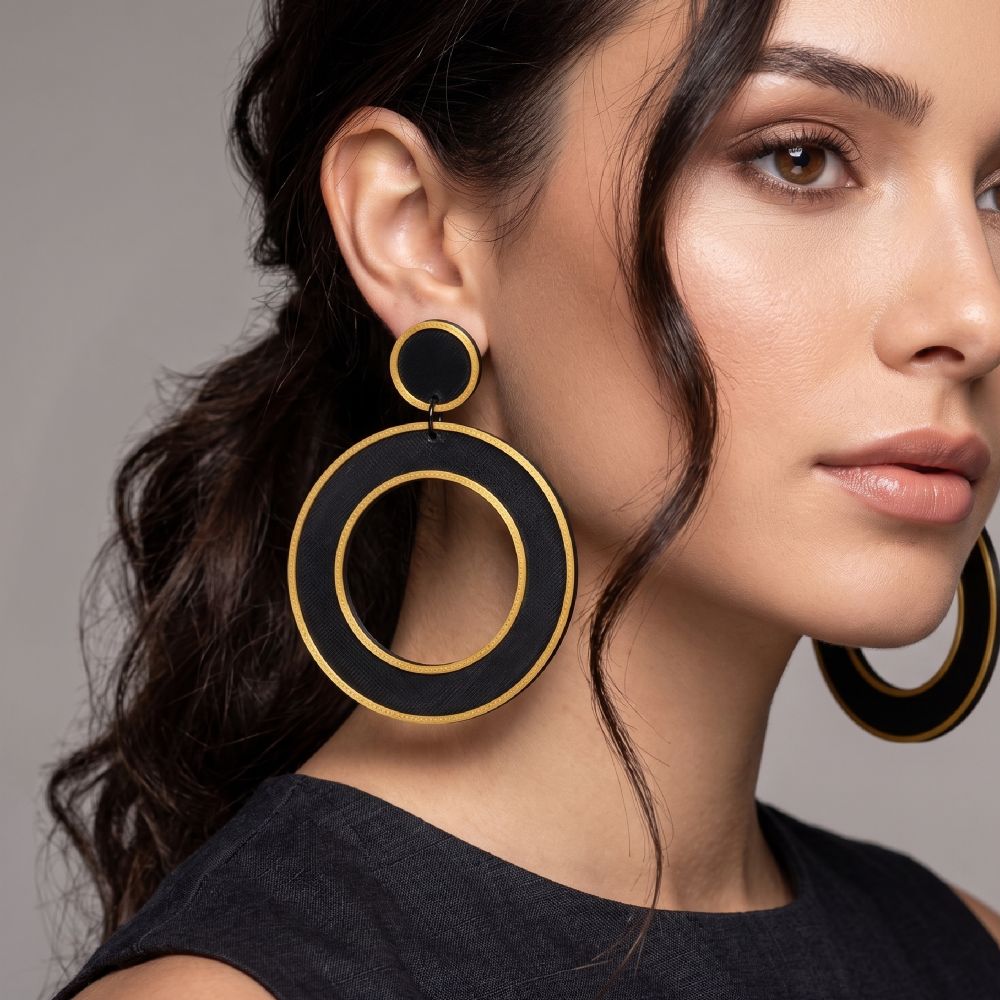 Pendientes Halo Elegancia geométrica, impacto visual y sostenibilidad, impresos en 3D de la colección Tonoto