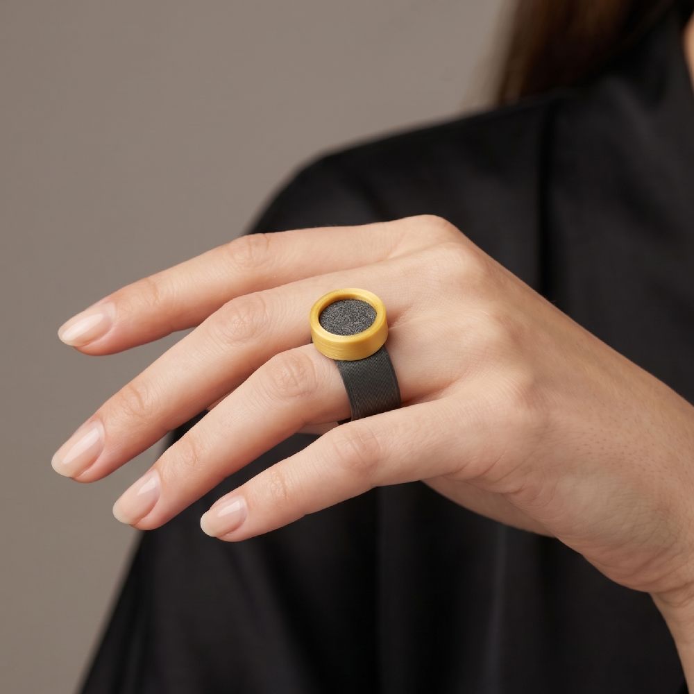 Anillo Core negro Tonoto