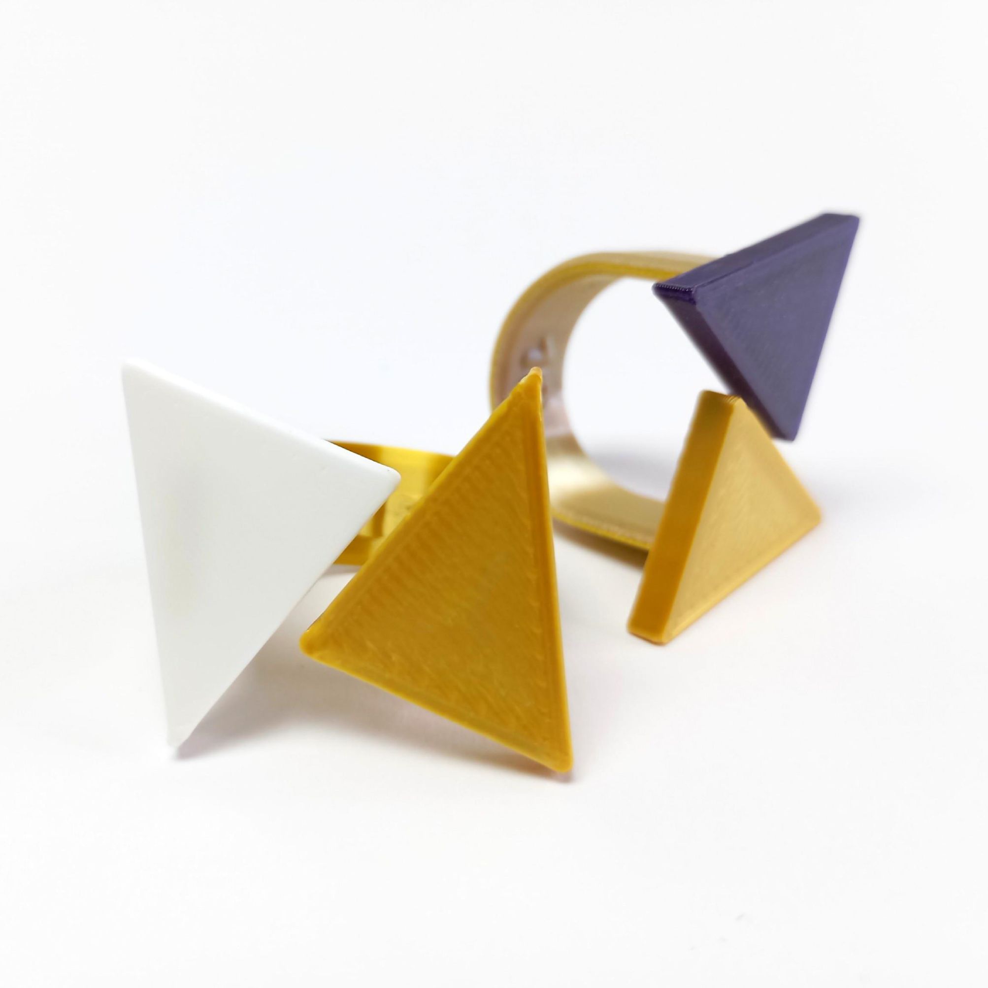 Anillo Geométrico Apex